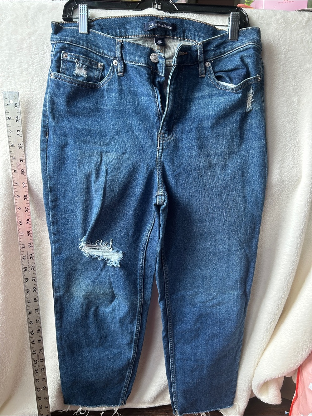 Calvin Klein Women's Dark Blue Distressed 10/30
